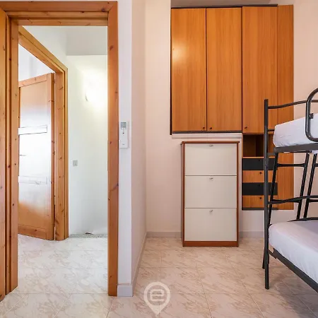 House Augusta - La Vie Est Belle